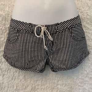 HURLEY Navy and white stripe drawstring shorts
